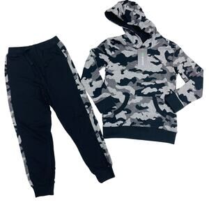 NWT CR Sports Size 12 Grey Camo Set